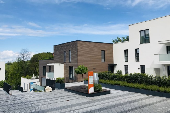 Aufregender Fassadenbau in Guggenthal bei The View